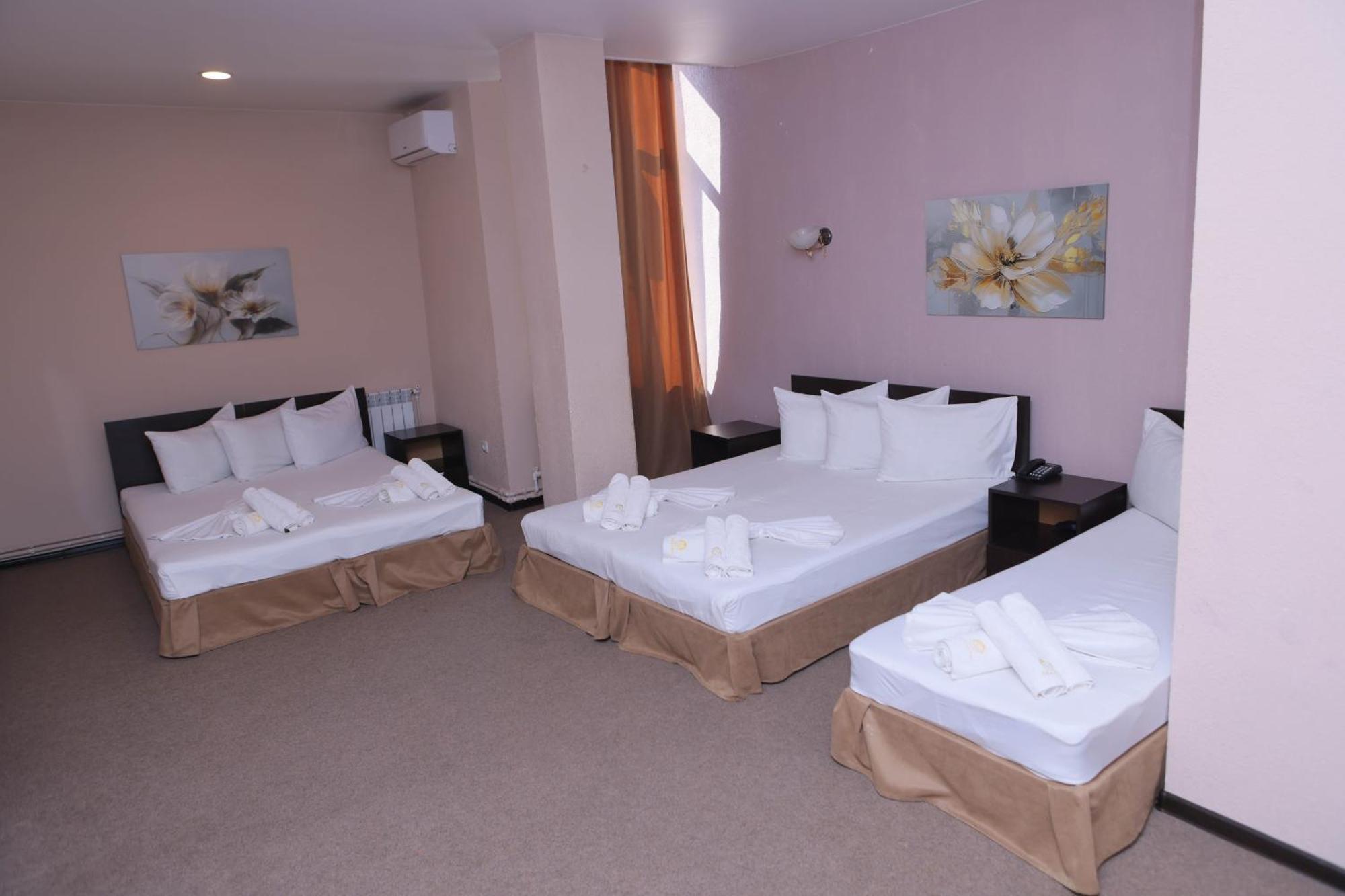 Richmind Hotel Vagharshapat Luaran gambar