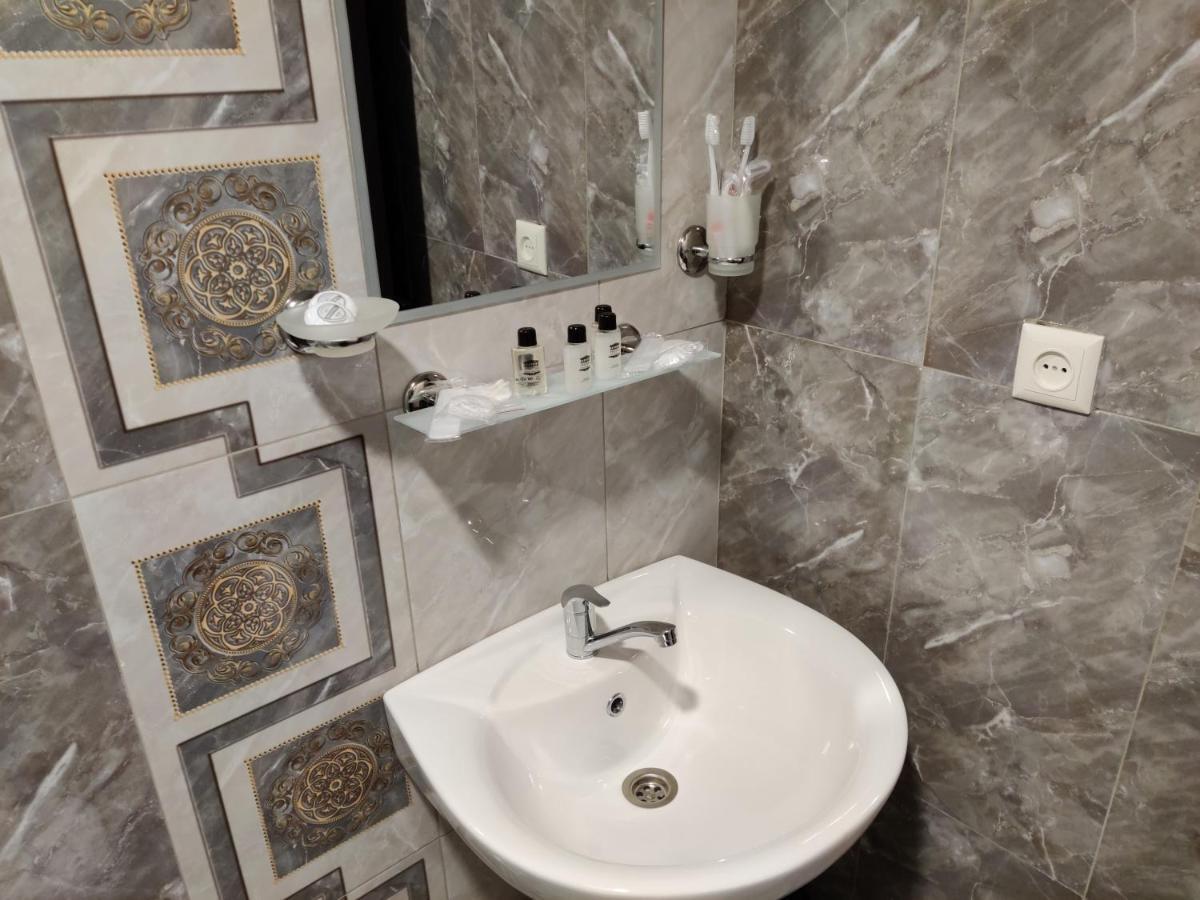 Richmind Hotel Vagharshapat Luaran gambar